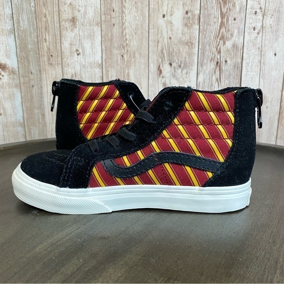 Vans x Harry Potter Sk8-Hi Zip High Top Sneaker Size 4 Toddler - Picture 8 of 10